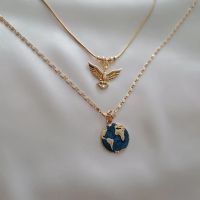Dünya ve kuş figürlü kolye