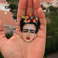 Miyuki Frida Kahlo Broşu